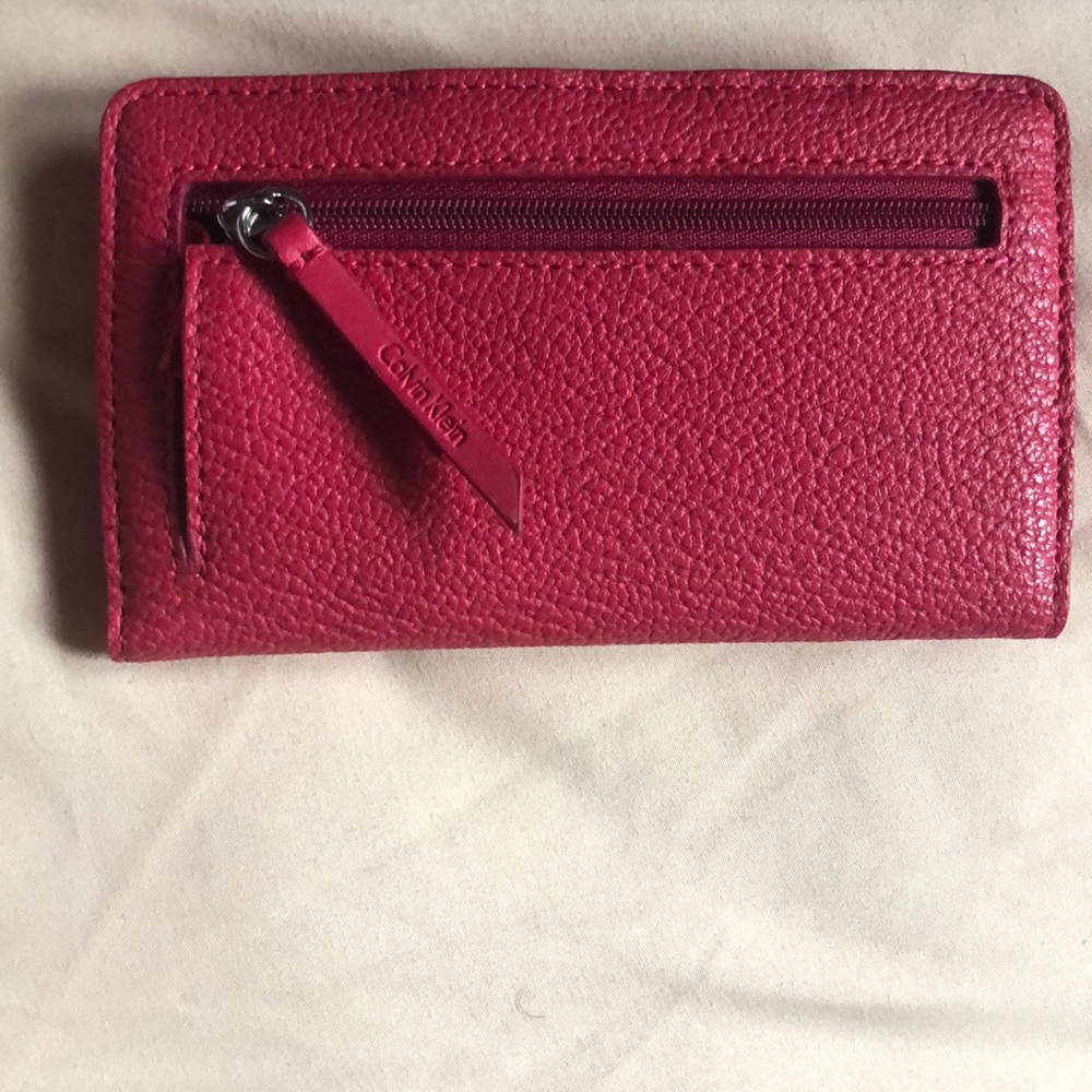 Calvin Klein Wallet - Picture 4 of 5